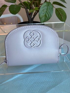 Daisy Fuentes Light Lilac Zip Wallet